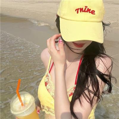 女警察